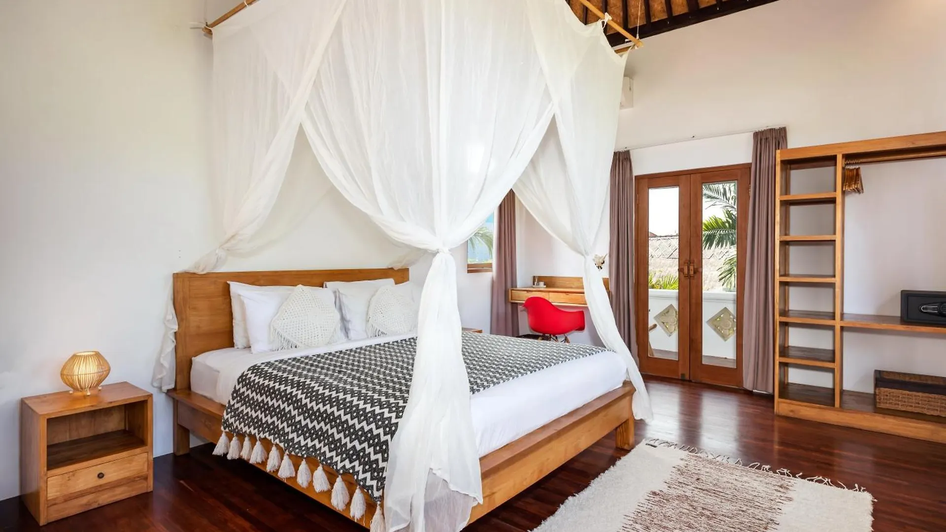 Unicorn Shelter Villa Seminyak